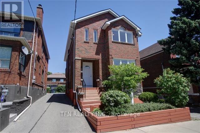 Property at 447 OAKWOOD AVENUE image 1