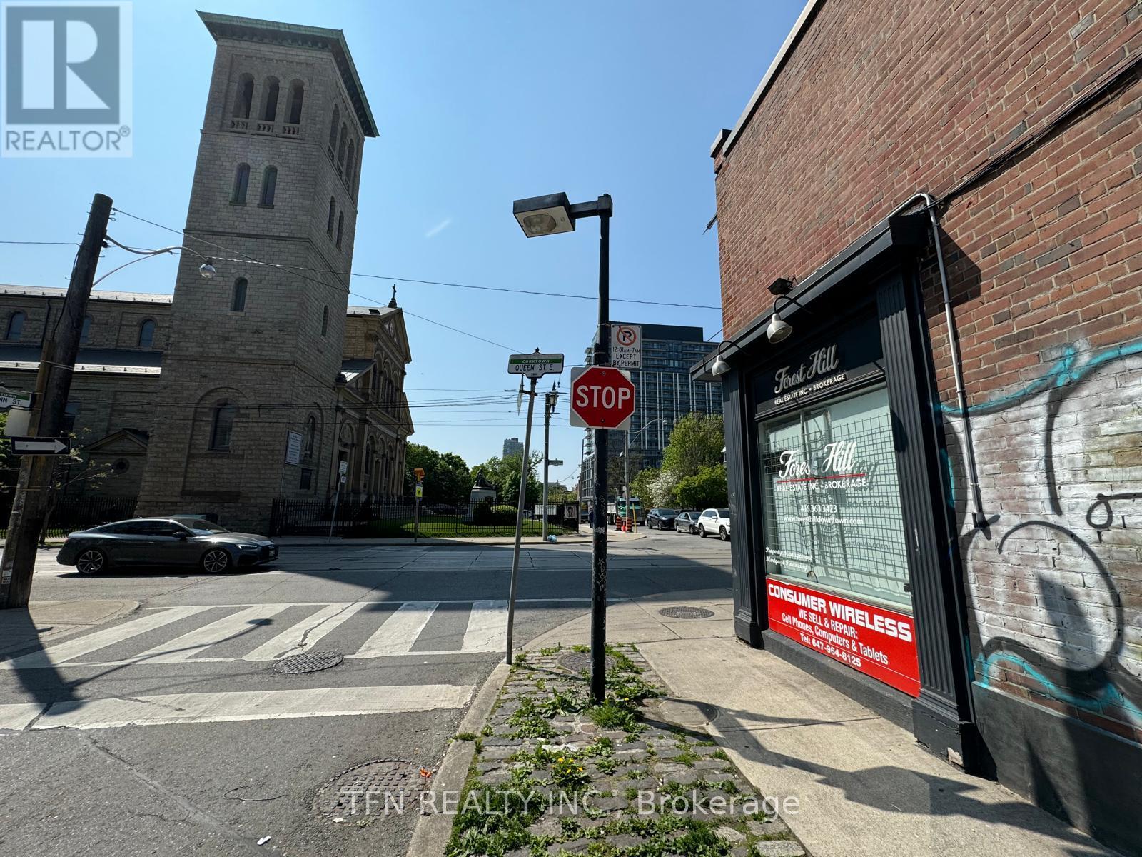 384 Queen Street E, Toronto (Regent Park), Ontario  M5A 1T1 - Photo 2 - C12229750