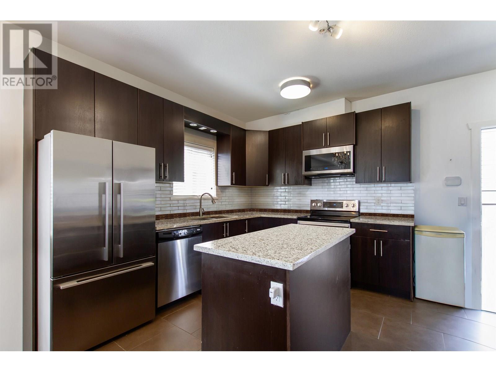 Property at 232 368 ELLESMERE AVENUE image 2