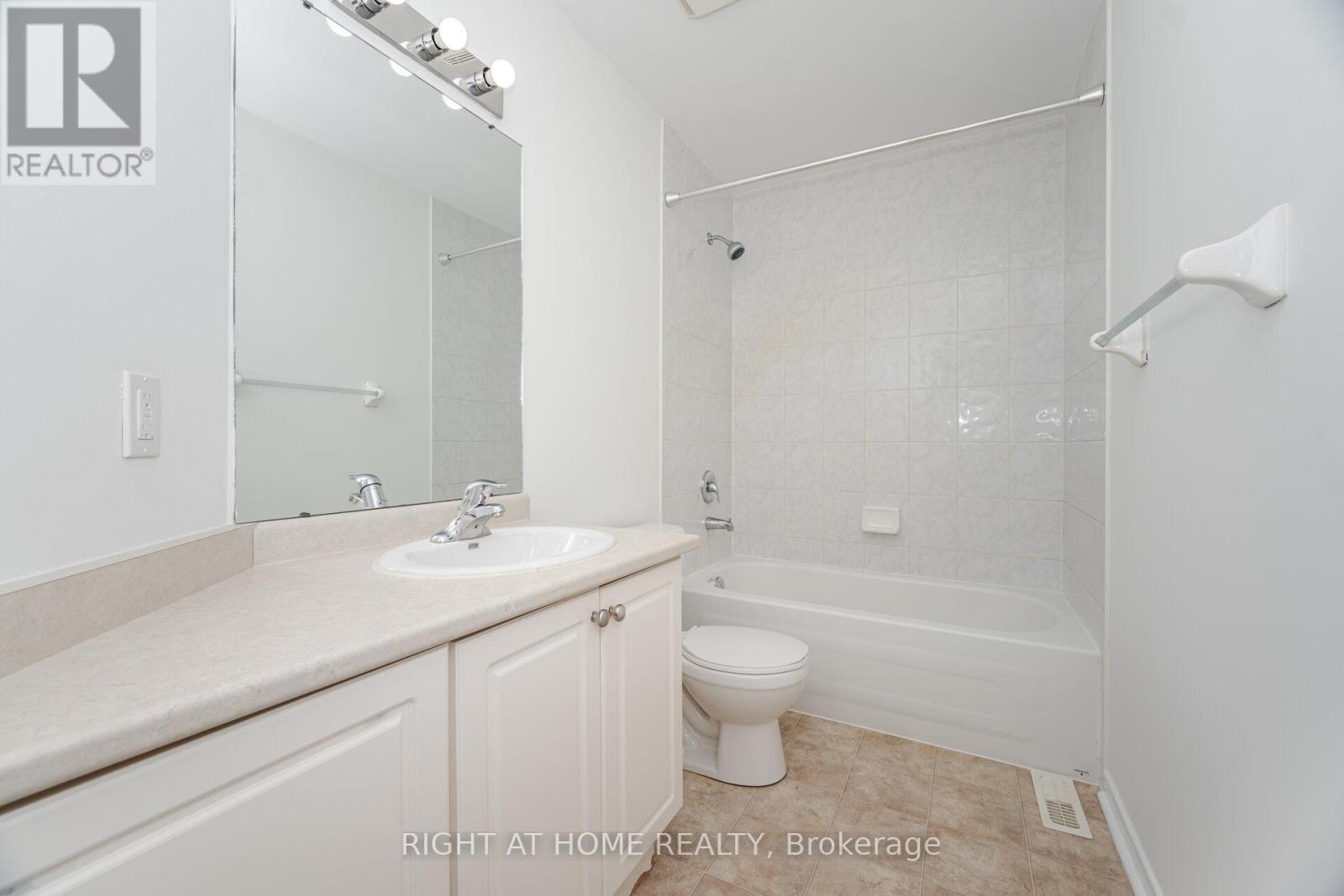 23 Peartree Court, Barrie (Allandale Heights), Ontario  L4N 6N7 - Photo 27 - S12220647