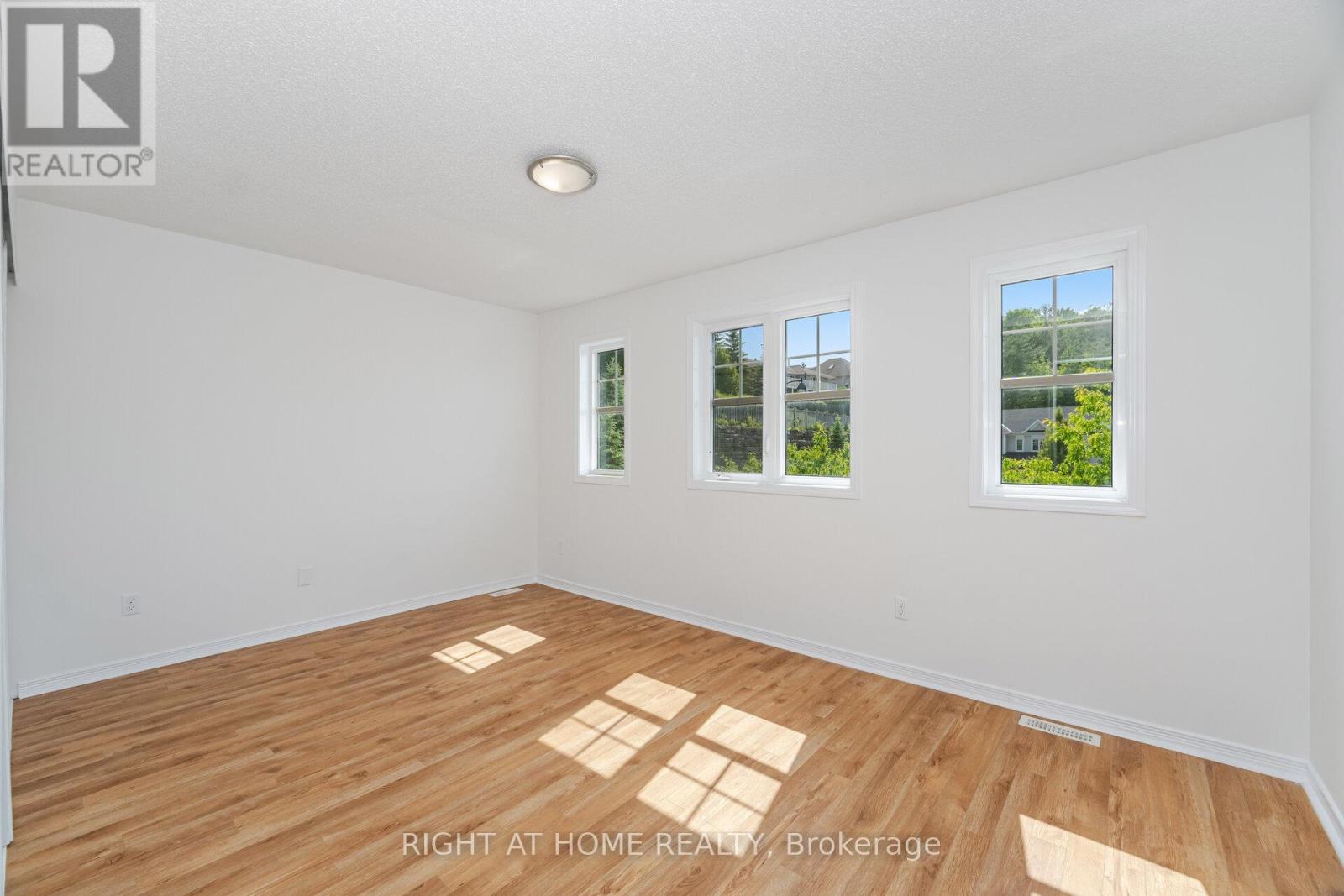 23 Peartree Court, Barrie (Allandale Heights), Ontario  L4N 6N7 - Photo 20 - S12220647