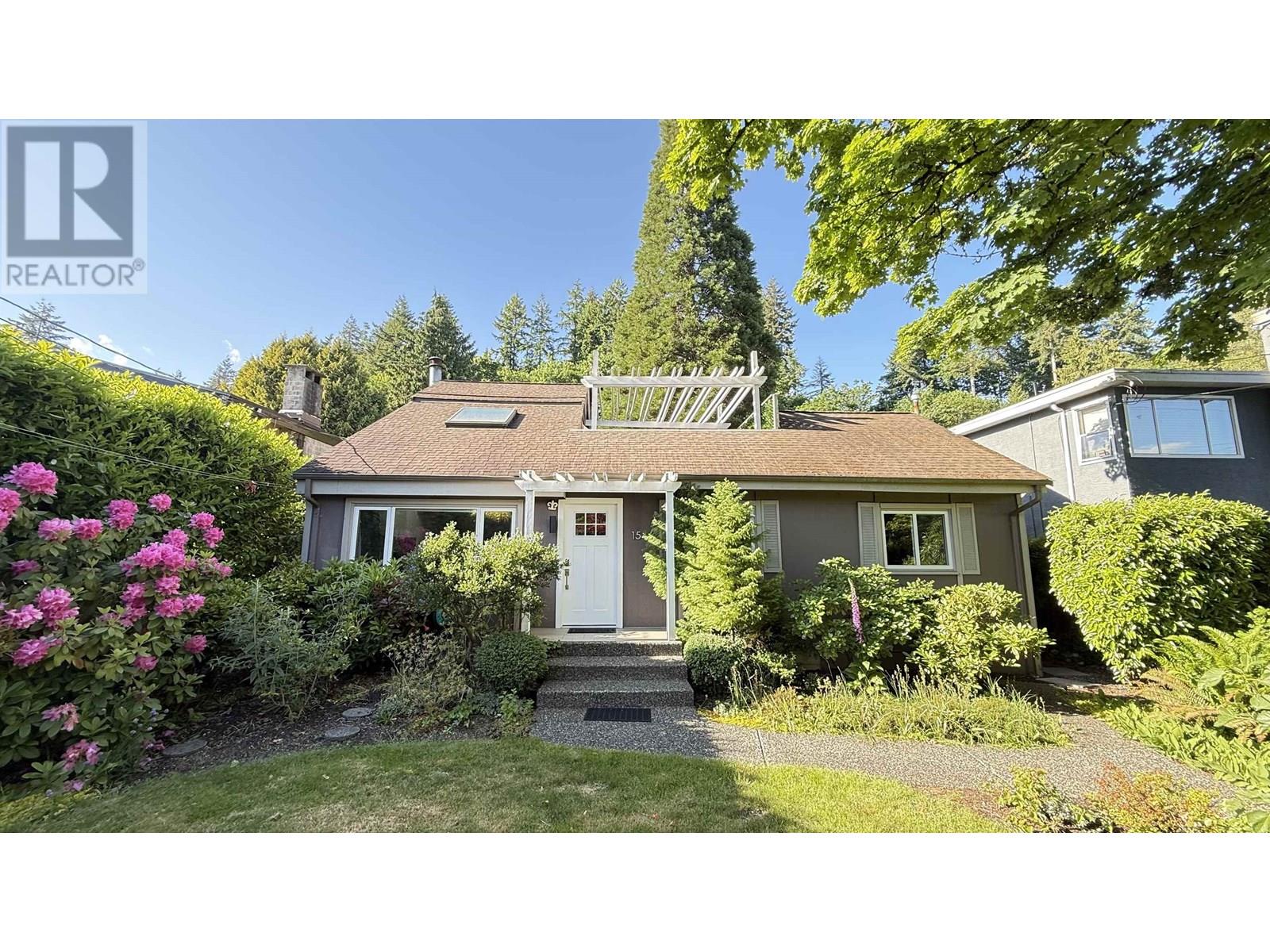 1546 HOPE ROAD, north vancouver, British Columbia V7P1W9