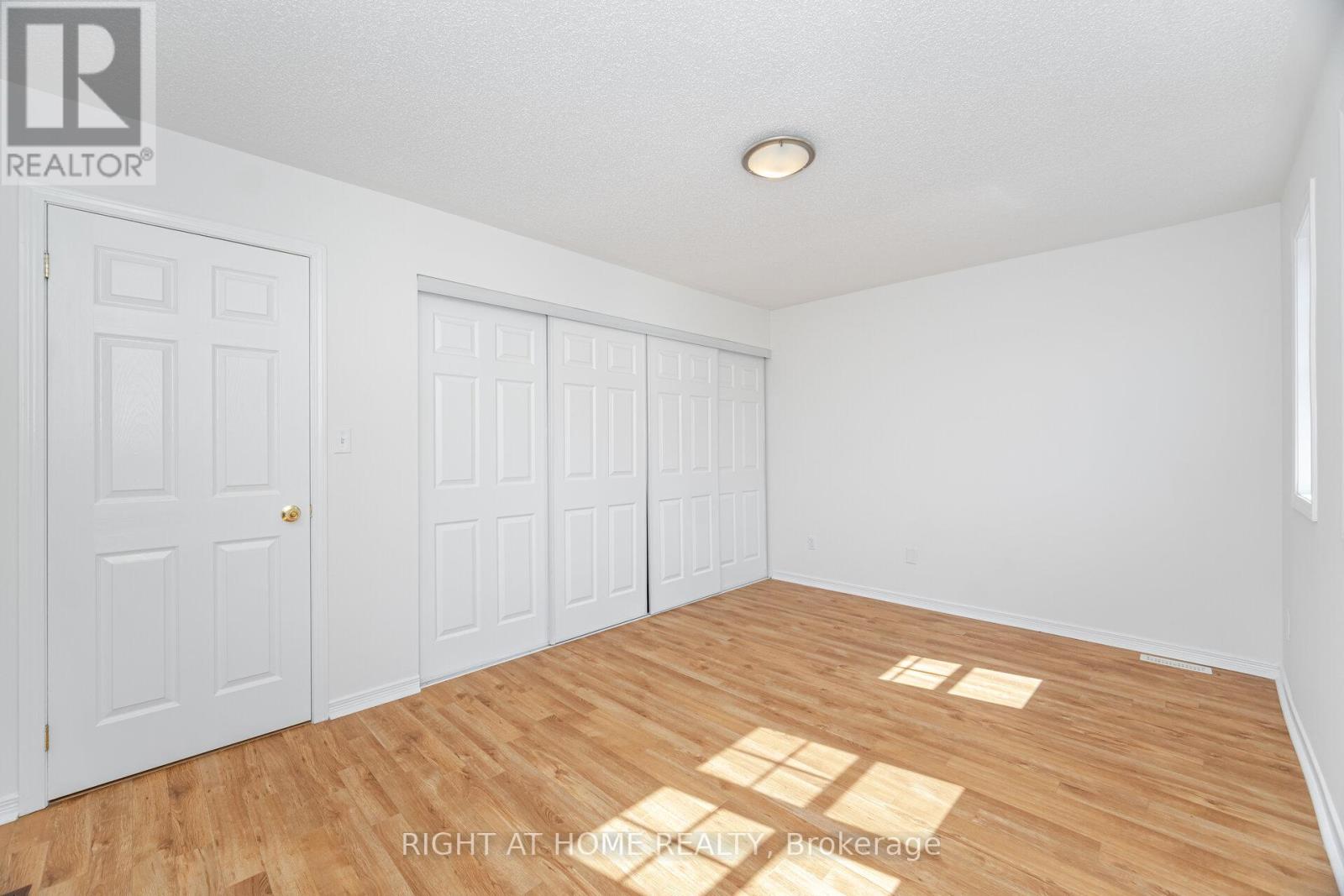 23 Peartree Court, Barrie (Allandale Heights), Ontario  L4N 6N7 - Photo 22 - S12220647