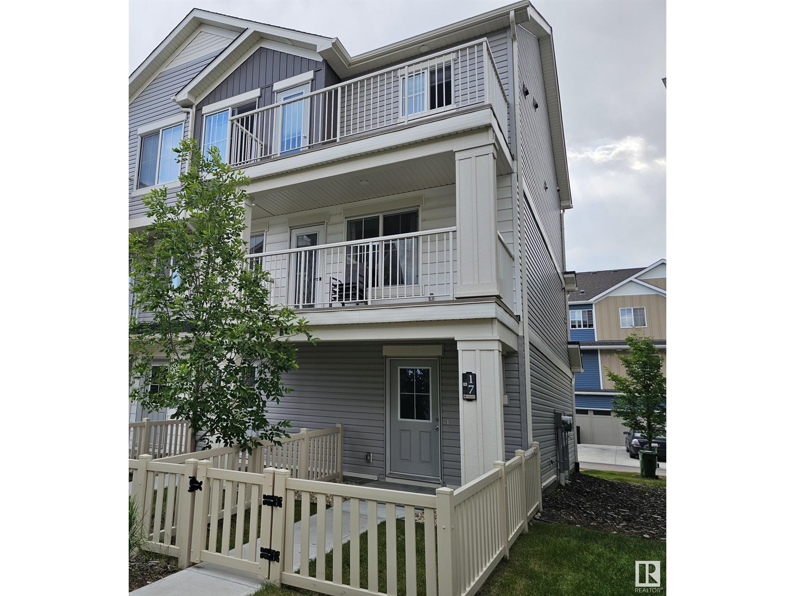 Property at #17 1110 DANIELS LI SW image 1