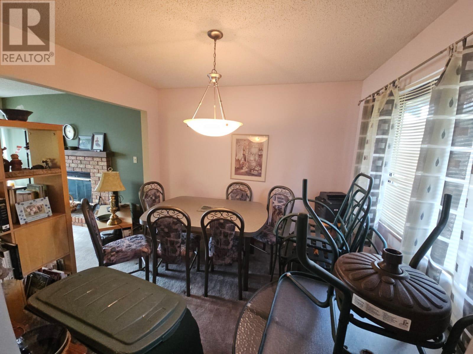 Property at 323 Cottonwood Avenue image 5