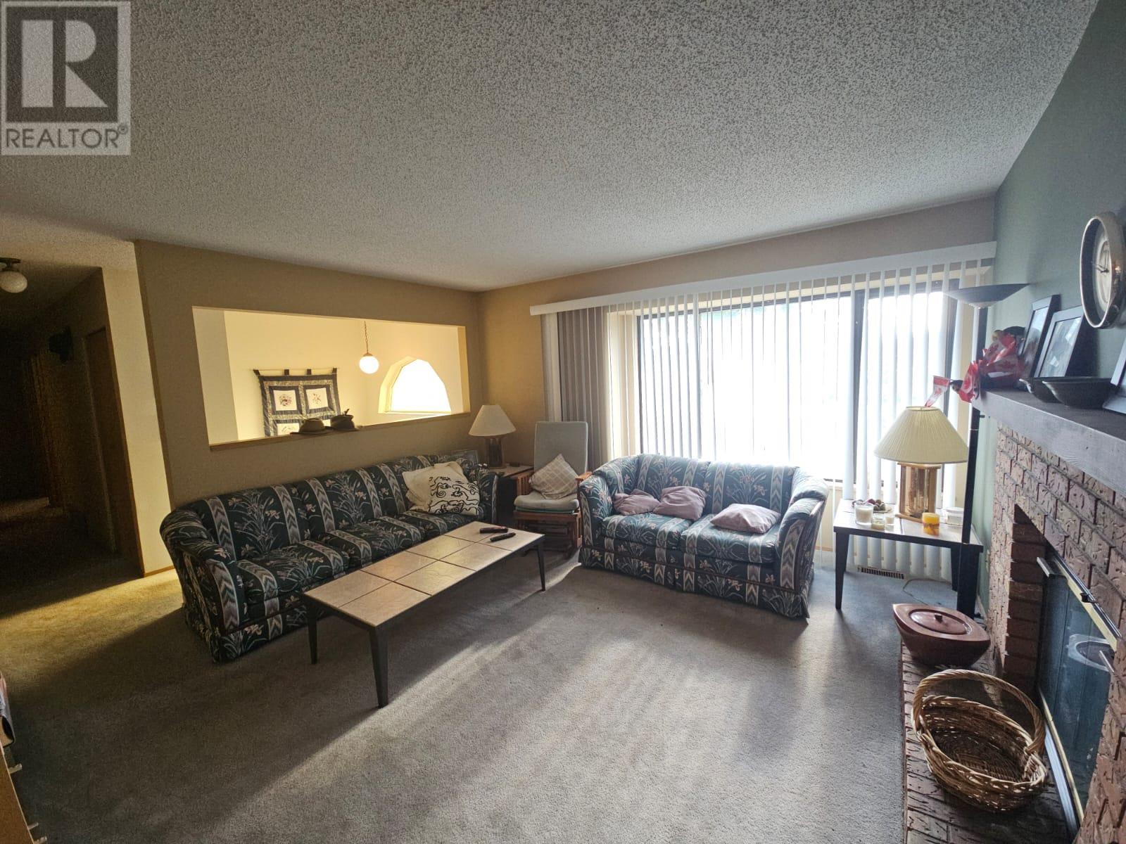 Property at 323 Cottonwood Avenue image 2