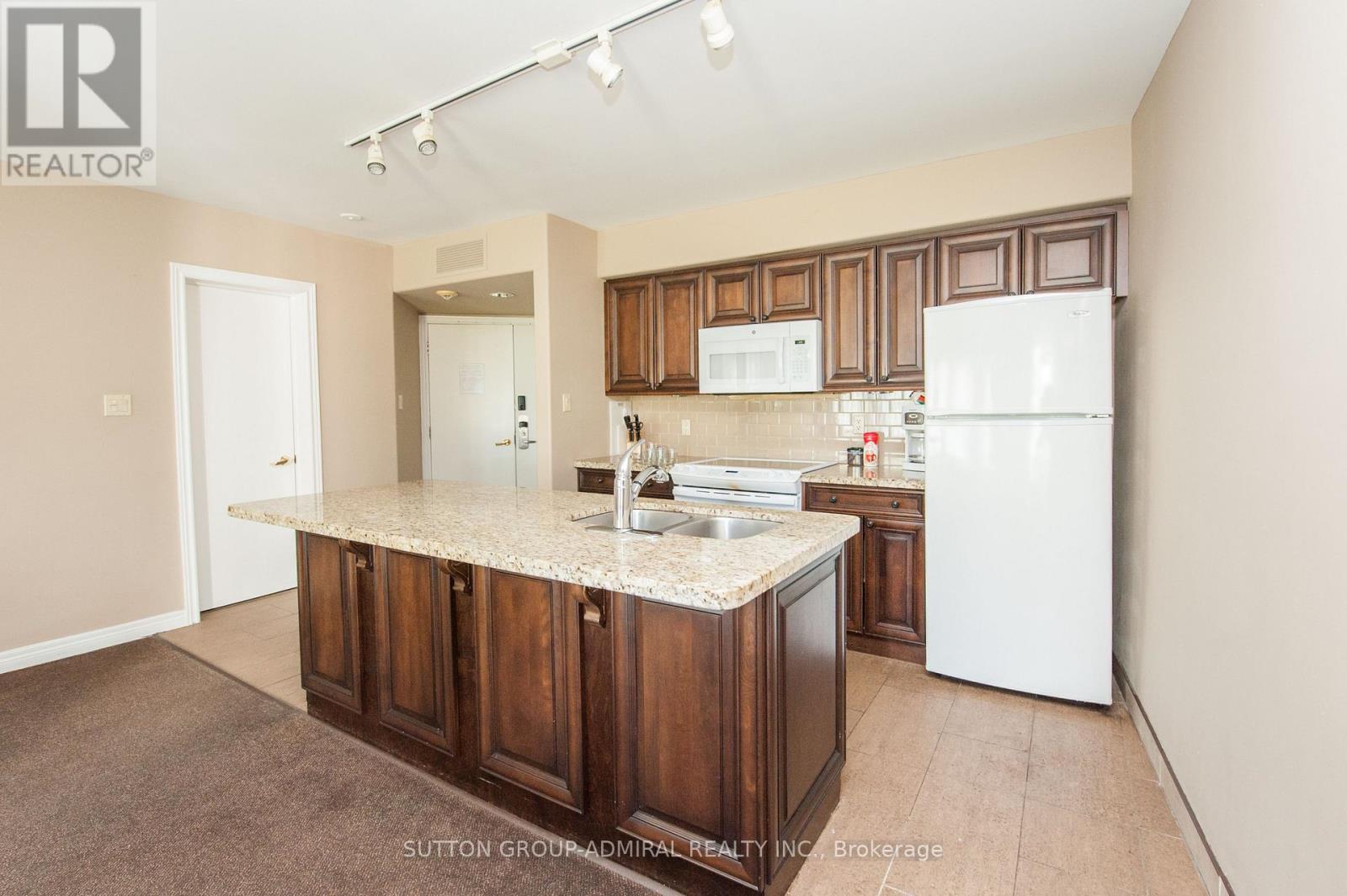 2010 - 90 Highland Drive S, Oro-Medonte, Ontario  L0L 2L0 - Photo 18 - S12229751