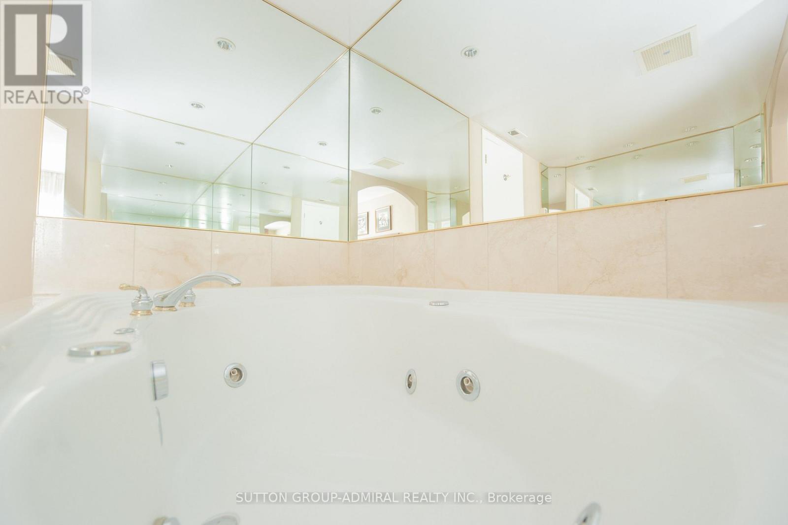 2010 - 90 Highland Drive S, Oro-Medonte, Ontario  L0L 2L0 - Photo 23 - S12229751