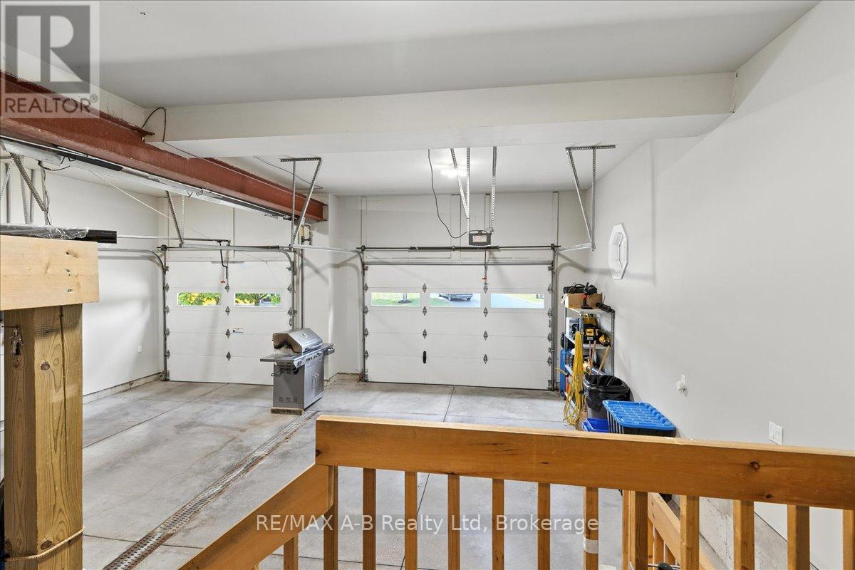 65 Sir Adam Beck Road, Stratford, Ontario  N5A 8B9 - Photo 43 - X12229886