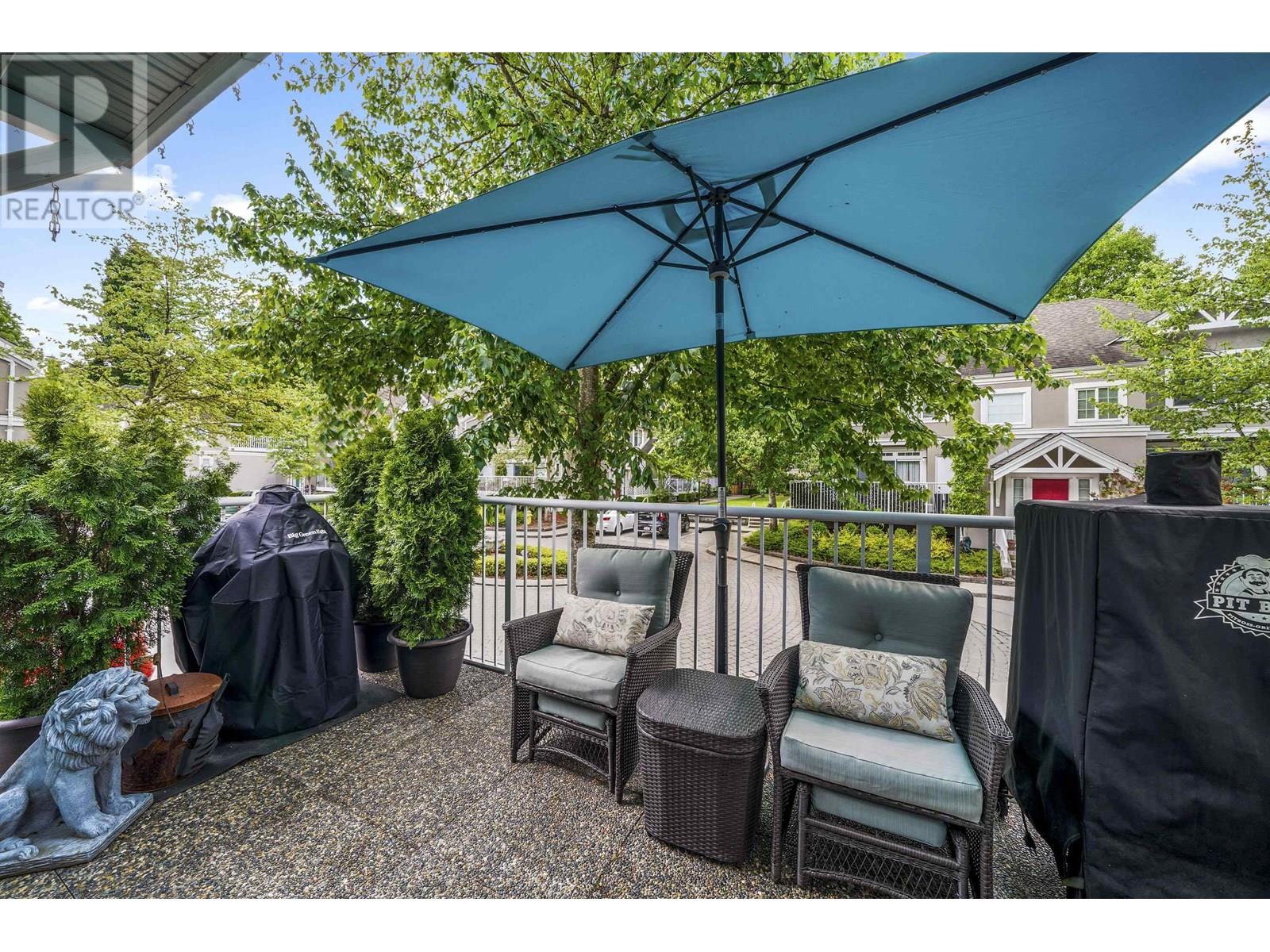 Property at 66 2422 N HAWTHORNE AVENUE image 1