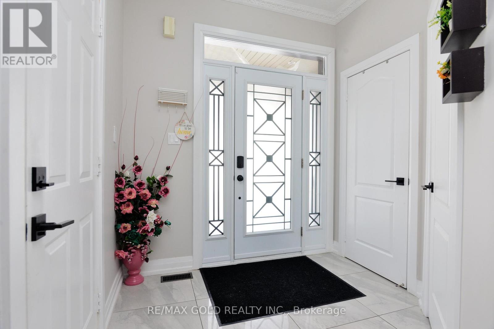 Property at 5 RAMSEY LANE image 3
