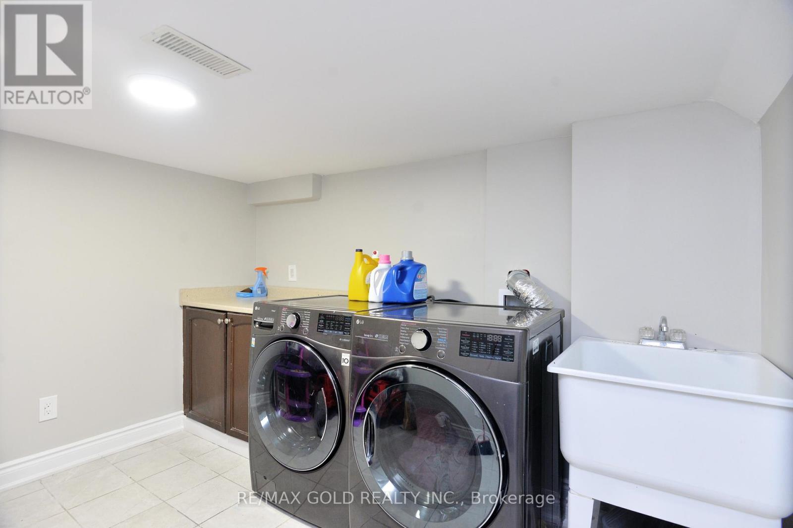 5 Ramsey Lane, Brampton, Ontario  L7A 3P5 - Photo 34 - W12229745