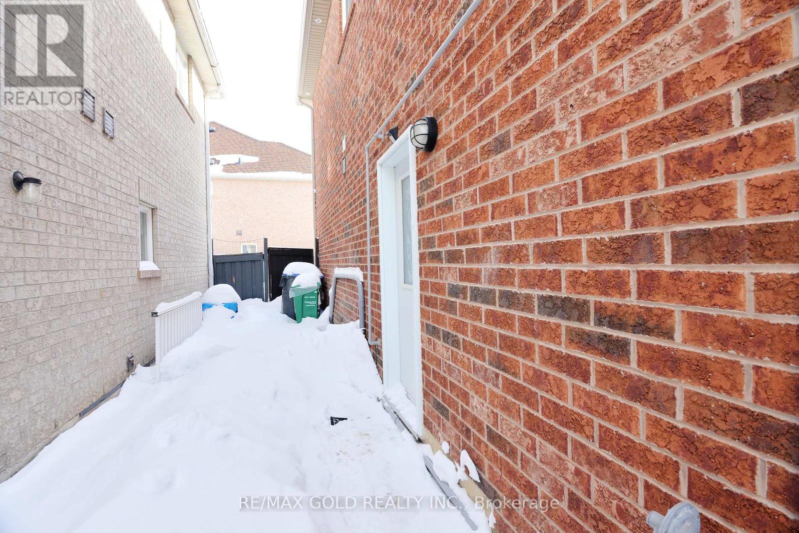 5 Ramsey Lane, Brampton, Ontario  L7A 3P5 - Photo 37 - W12229745