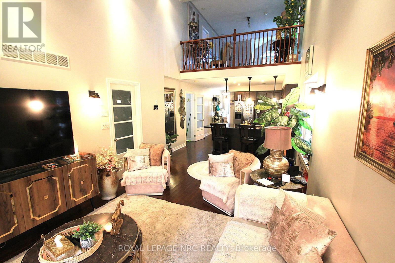 55 Permilla Street, St. Catharines, Ontario  L2S 2G4 - Photo 10 - X12219515