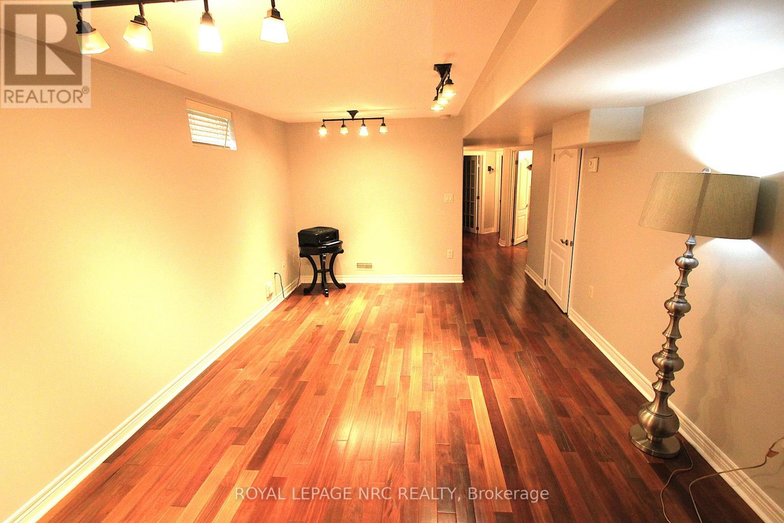 55 Permilla Street, St. Catharines, Ontario  L2S 2G4 - Photo 27 - X12219515