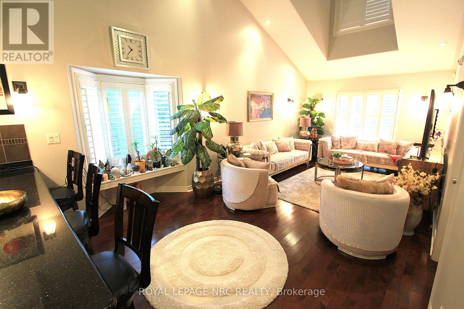 55 Permilla Street, St. Catharines, Ontario  L2S 2G4 - Photo 8 - X12219515