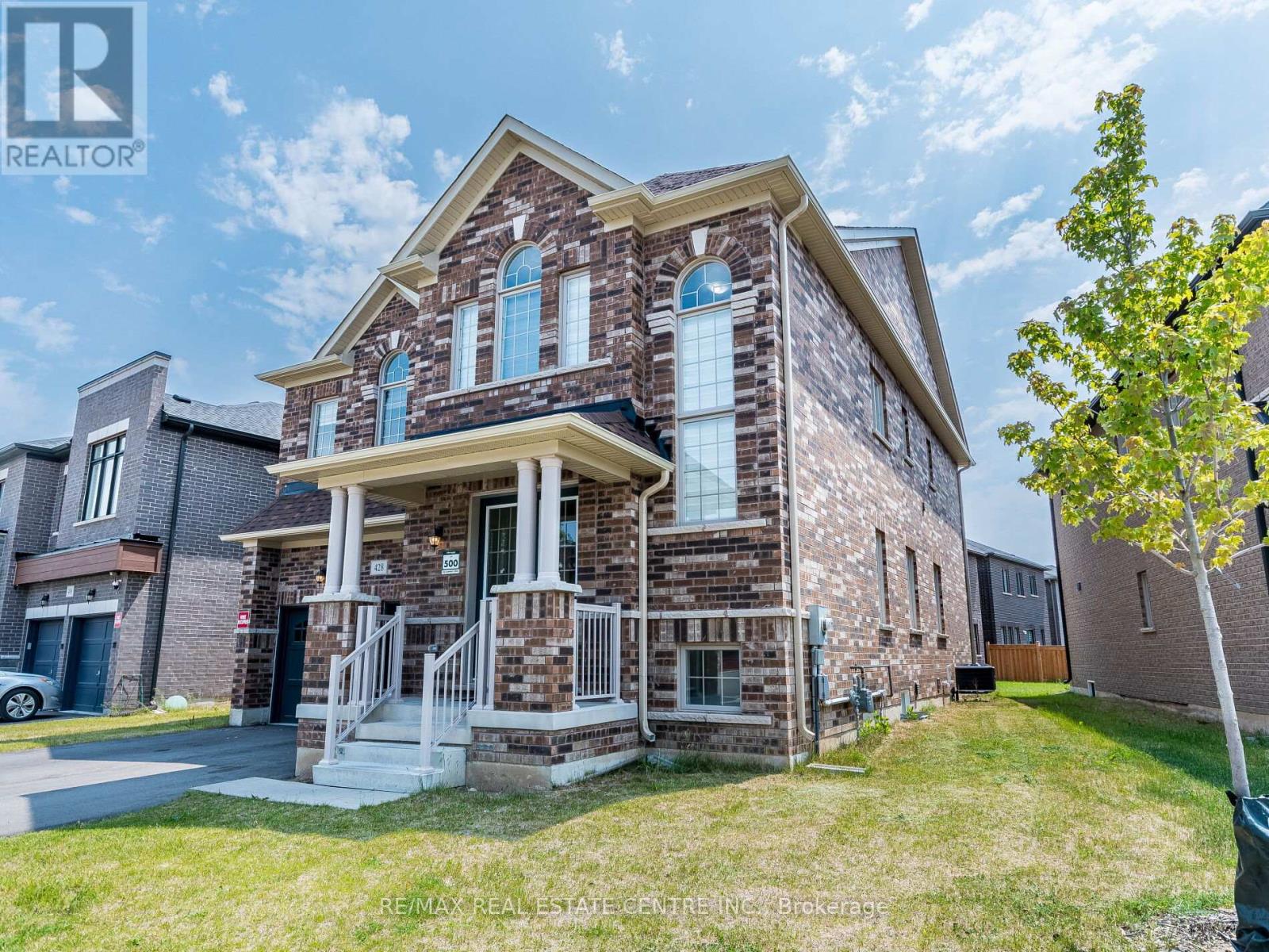 Property at 428 HUMPHREY STREET image 3