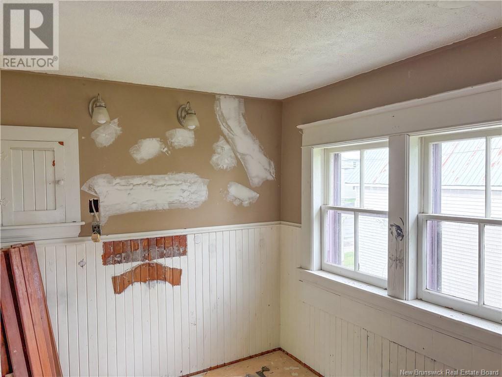 157 Broadway Street, Woodstock, New Brunswick  E7M 1B6 - Photo 35 - NB120753