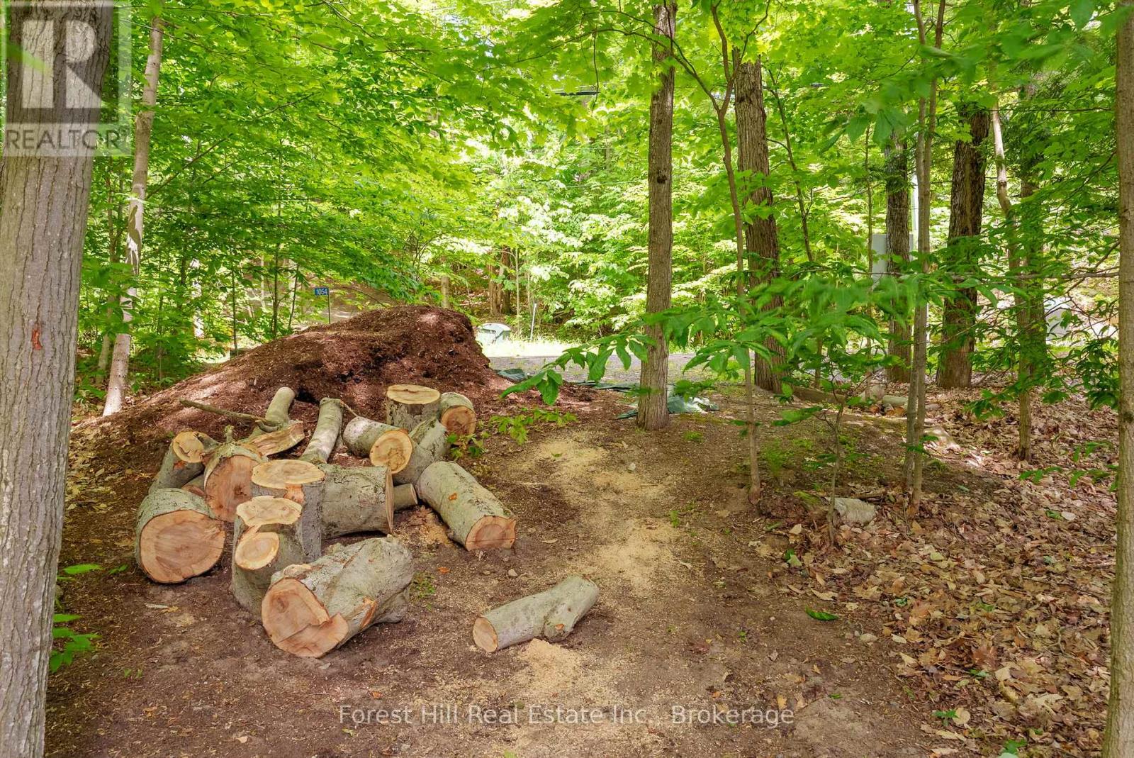 1054 Fair-Lee Park Road, Muskoka Lakes, Ontario  P0B 1G0 - Photo 18 - X12095293