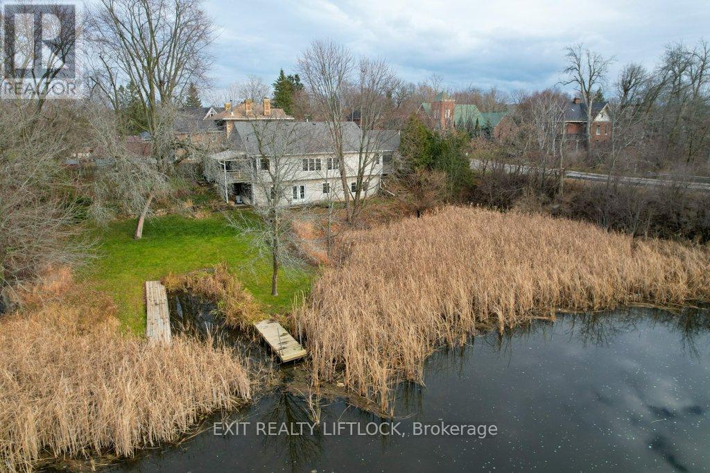 Property at 57 KING STREET E image 5