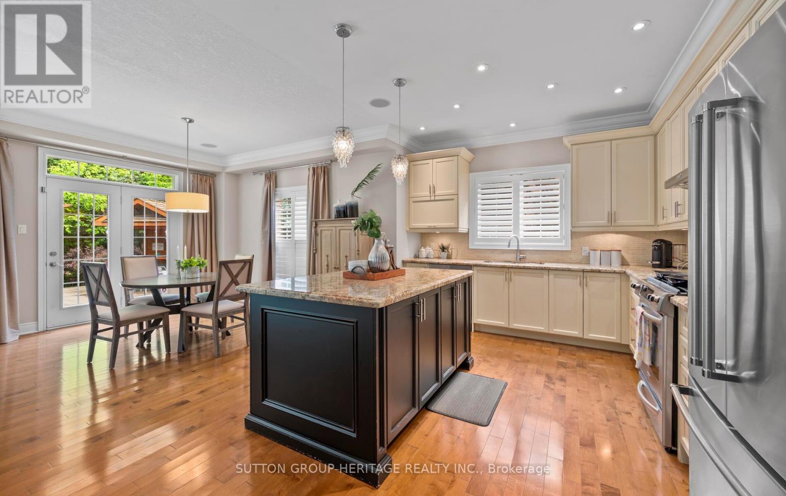 Property at 6 ANNAVITA COURT image 5