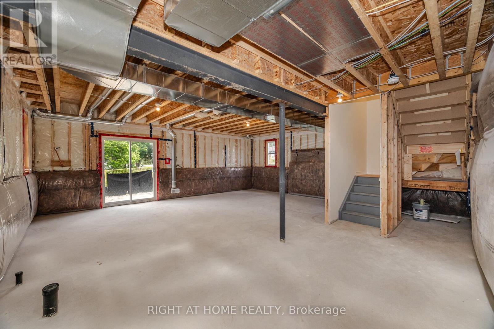16 Ravenscraig Place, Innisfil (Cookstown), Ontario  L0L 1L0 - Photo 32 - N12050042