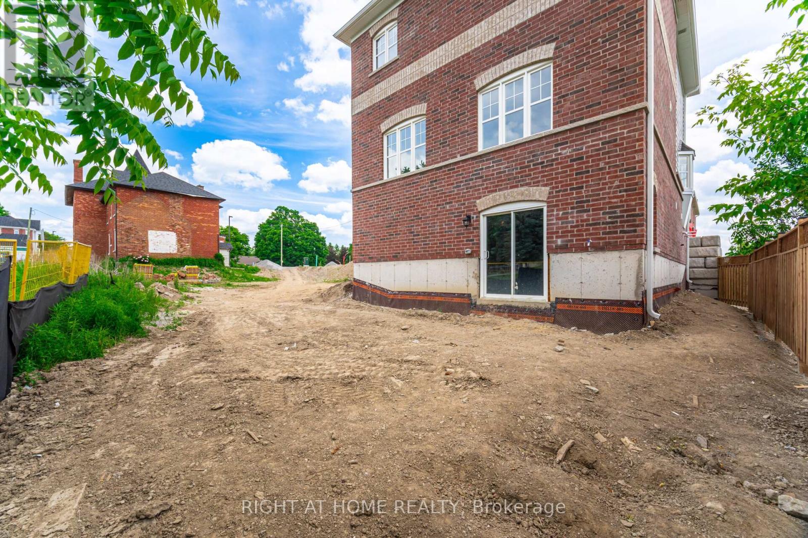 16 Ravenscraig Place, Innisfil (Cookstown), Ontario  L0L 1L0 - Photo 33 - N12050042