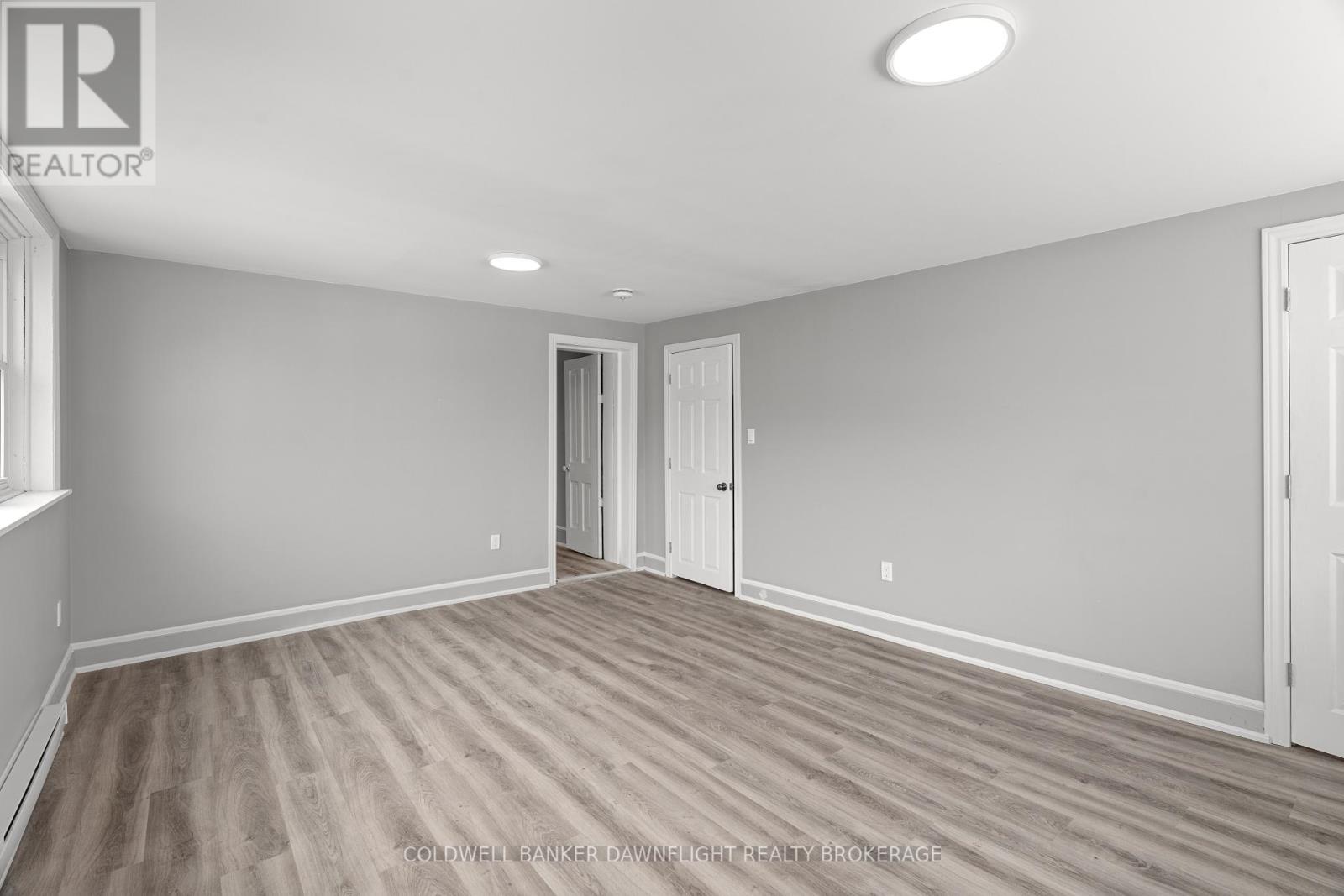 382 Main Street S, South Huron (Exeter), Ontario  N0M 1S2 - Photo 16 - X12230022