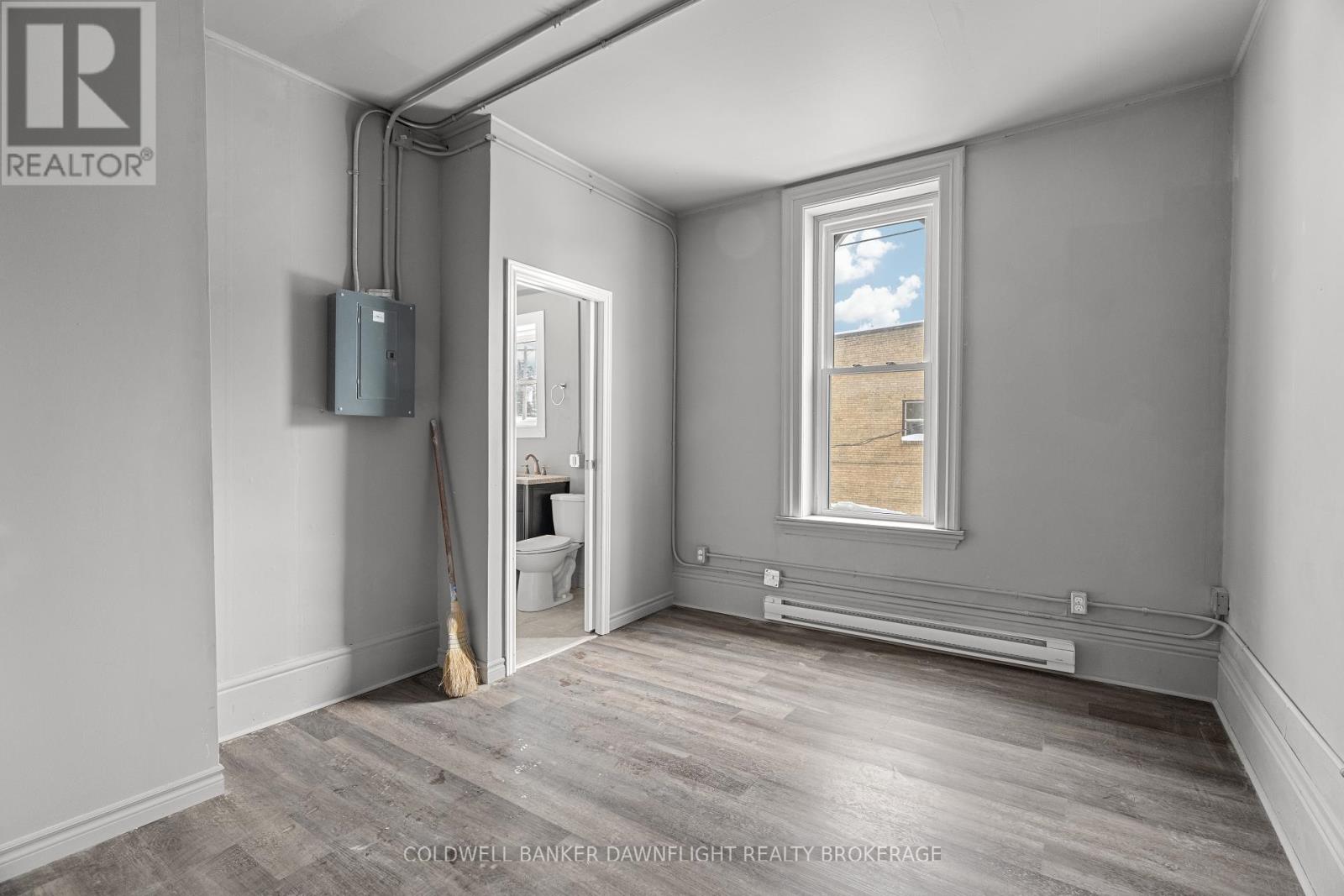 382 Main Street S, South Huron (Exeter), Ontario  N0M 1S2 - Photo 21 - X12230022