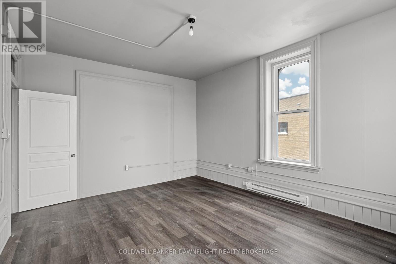 382 Main Street S, South Huron (Exeter), Ontario  N0M 1S2 - Photo 32 - X12230022