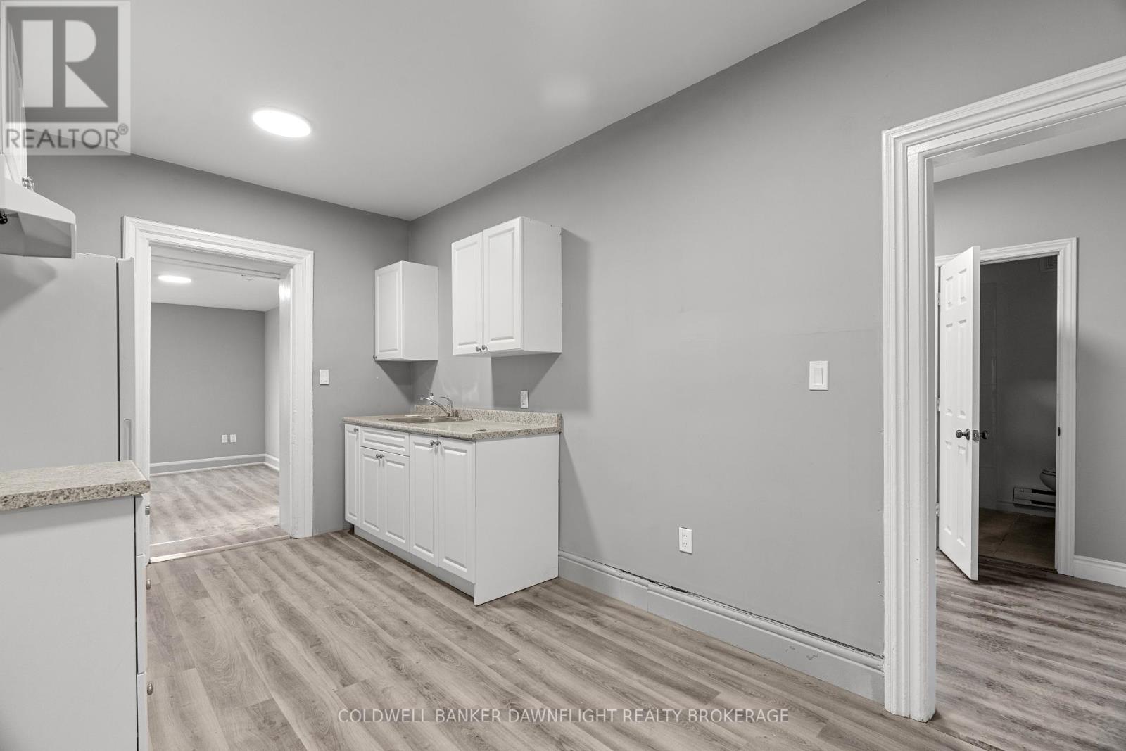 382 Main Street S, South Huron (Exeter), Ontario  N0M 1S2 - Photo 8 - X12230022