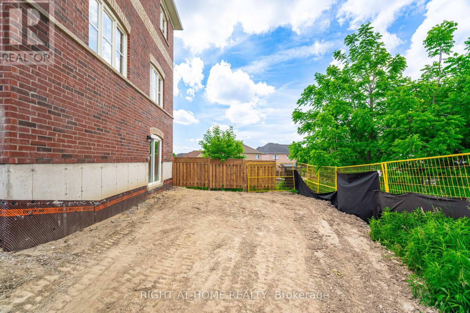 16 Ravenscraig Place, Innisfil (Cookstown), Ontario  L0L 1L0 - Photo 35 - N12050042