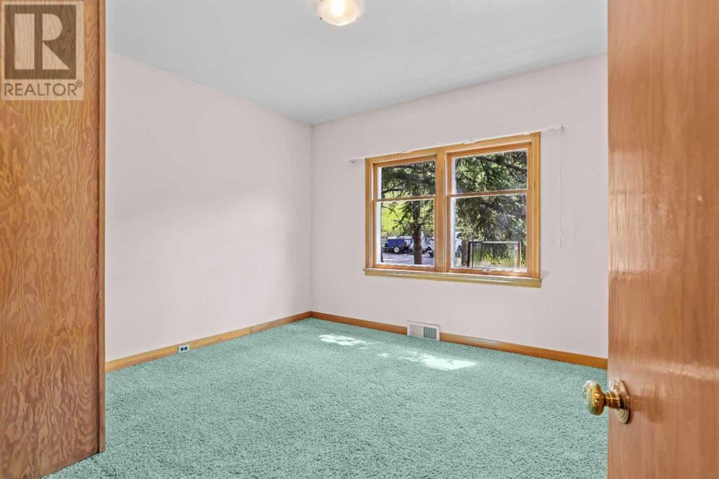 404 Otter Street, Banff, Alberta  T1L 1E3 - Photo 20 - A2232374