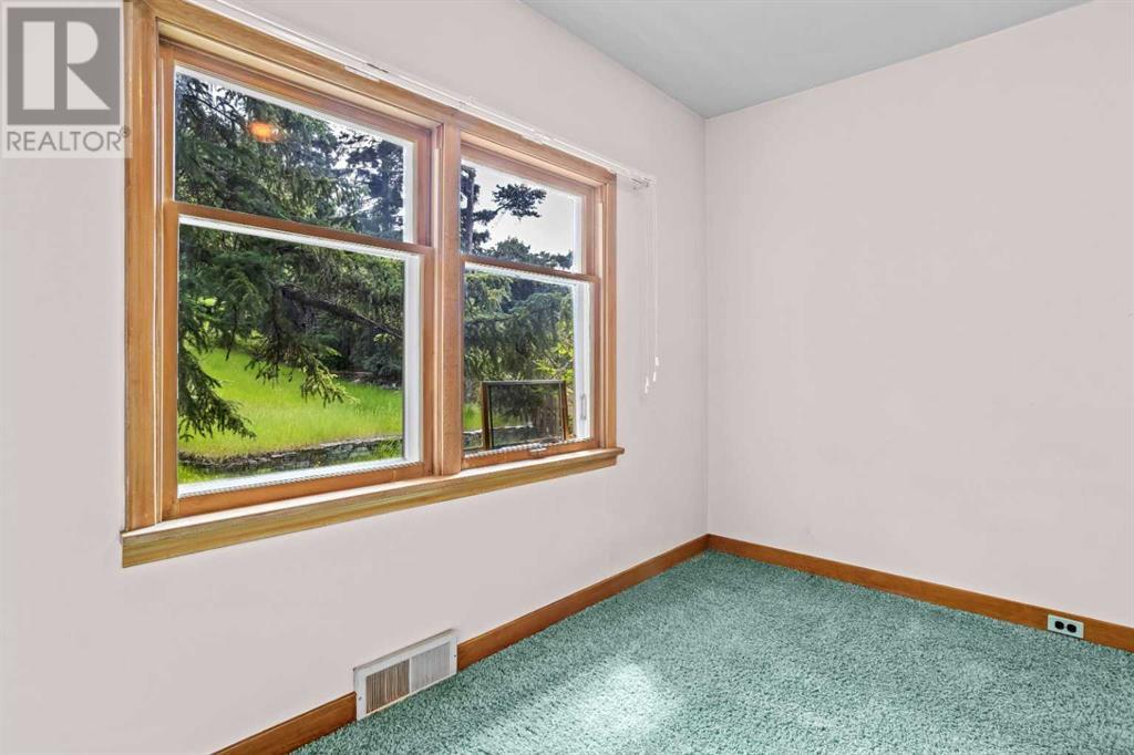 404 Otter Street, Banff, Alberta  T1L 1E3 - Photo 22 - A2232374