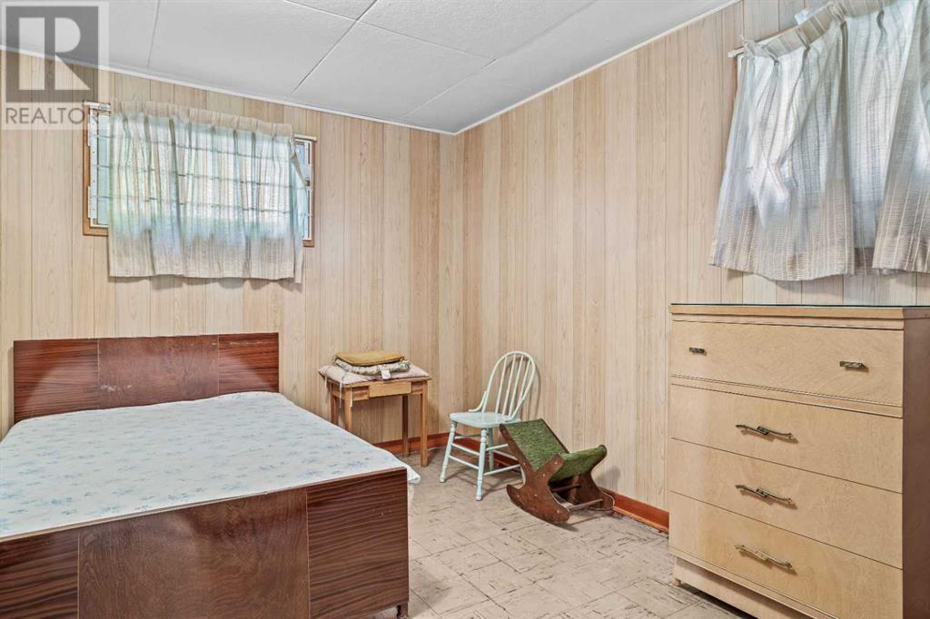 404 Otter Street, Banff, Alberta  T1L 1E3 - Photo 32 - A2232374