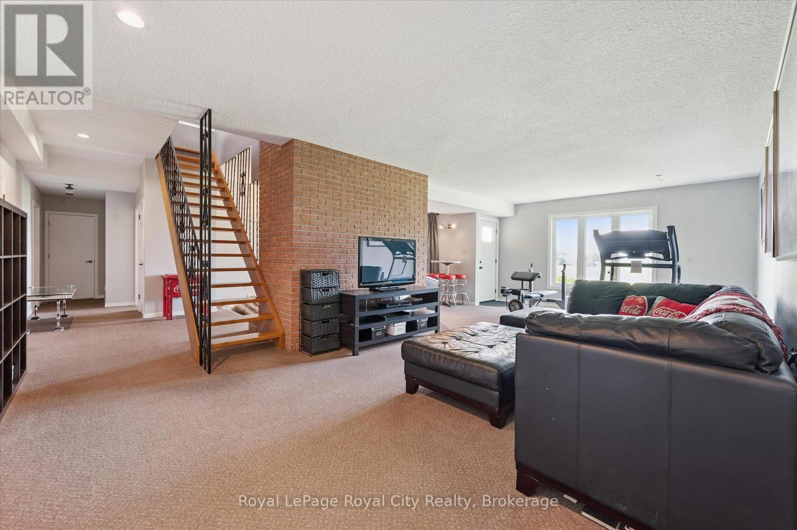 5072 Wellington 32 Road, Guelph/eramosa, Ontario N1H 6J4 - Photo 22 - X12230011