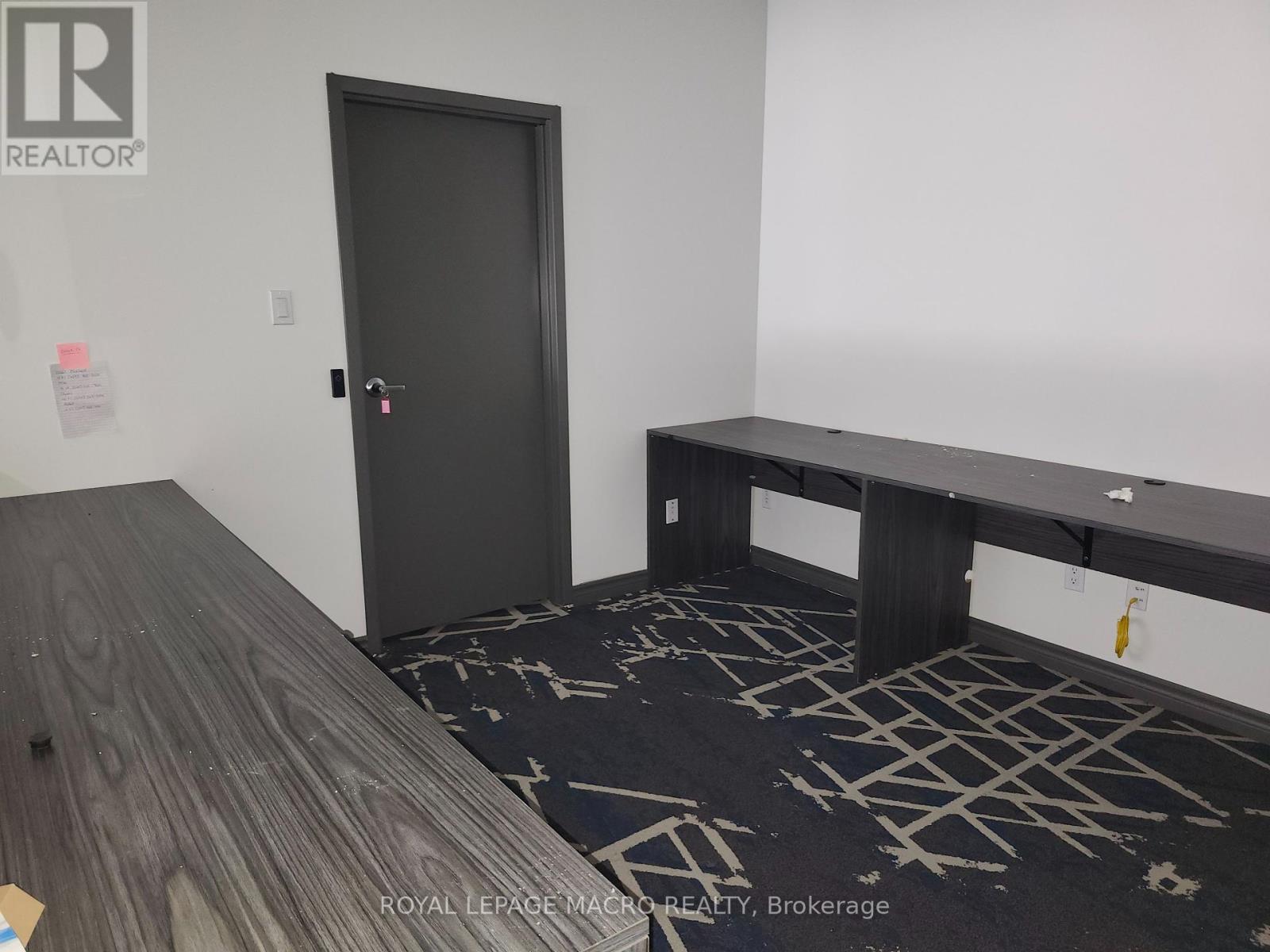 18 Ainslie Street S, Cambridge, Ontario  N1R 3K1 - Photo 11 - X12229870