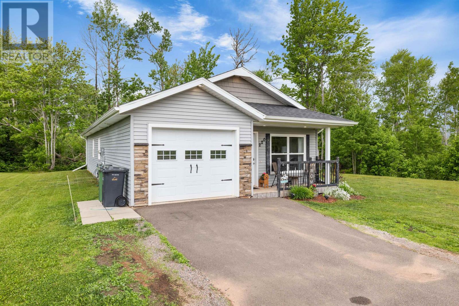 Property at 220 Hollis Avenue image 3