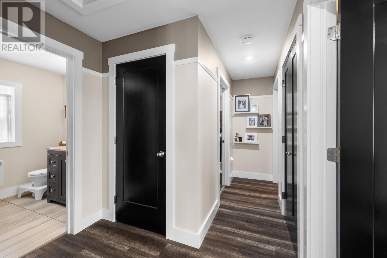 Property at 220 Hollis Avenue image 5