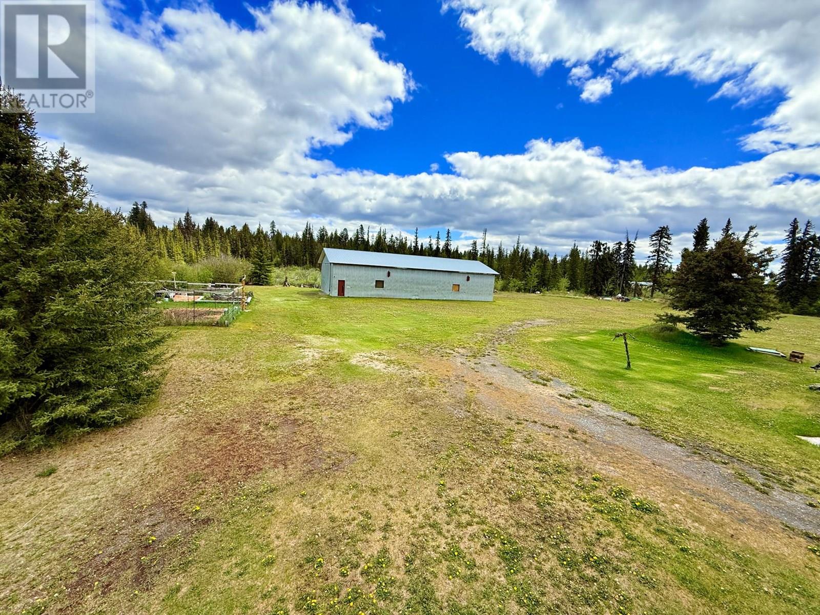 9736 97 Cariboo Highway, Clinton, British Columbia  V0K 1K0 - Photo 8 - 10352263