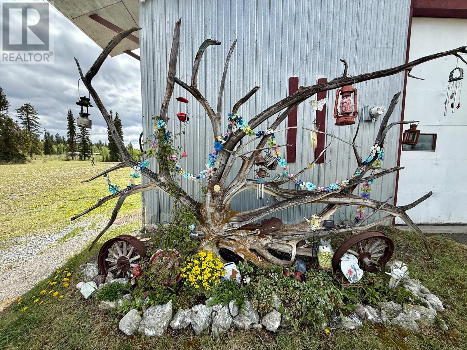 9736 97 Cariboo Highway, Clinton, British Columbia  V0K 1K0 - Photo 28 - 10352263
