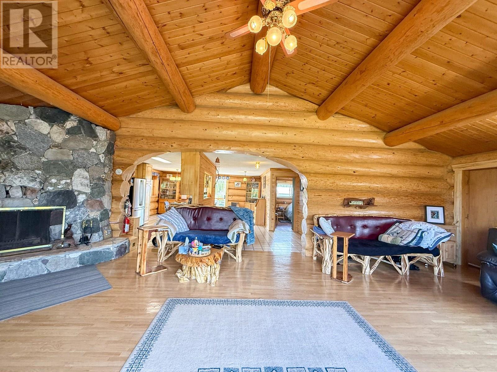 9736 97 Cariboo Highway, Clinton, British Columbia  V0K 1K0 - Photo 14 - 10352263