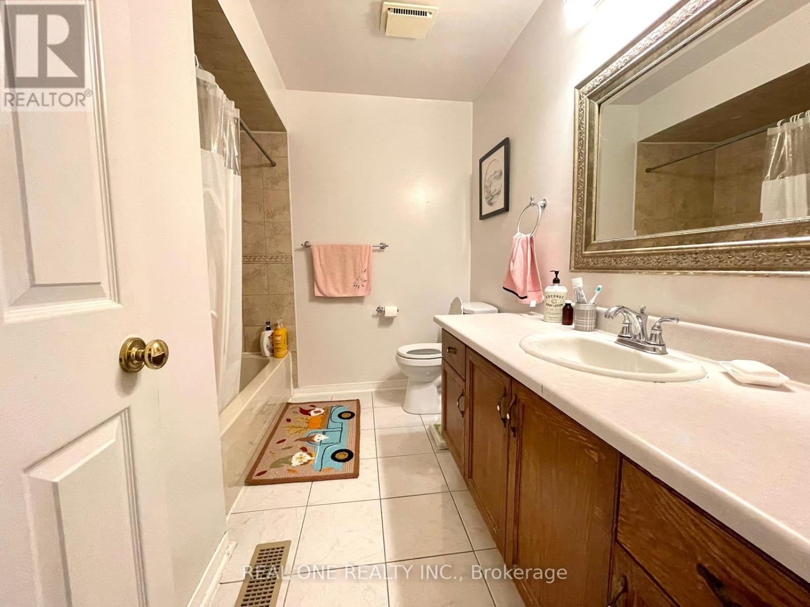Unit 2 - 1235 Blackburn Drive, Oakville, Ontario  L6M 2W5 - Photo 7 - W12228562