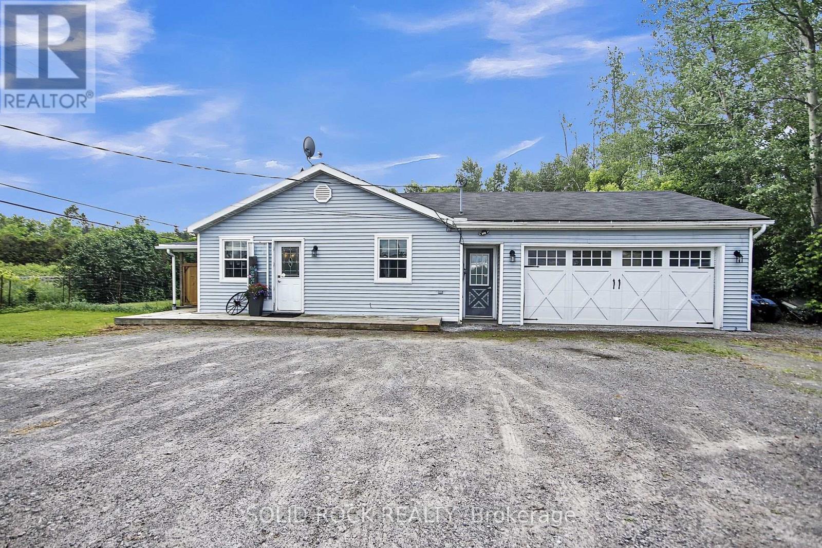 Property at 7312 BANK STREET image 3
