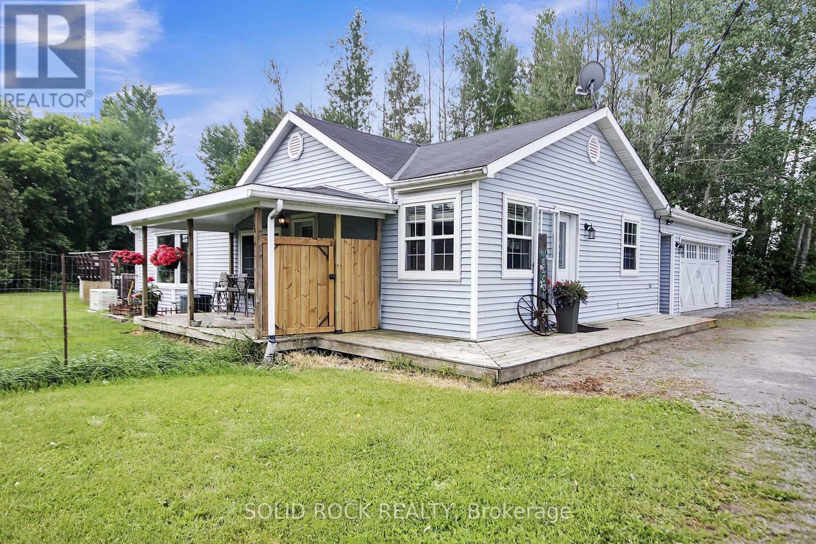 Property at 7312 BANK STREET image 4