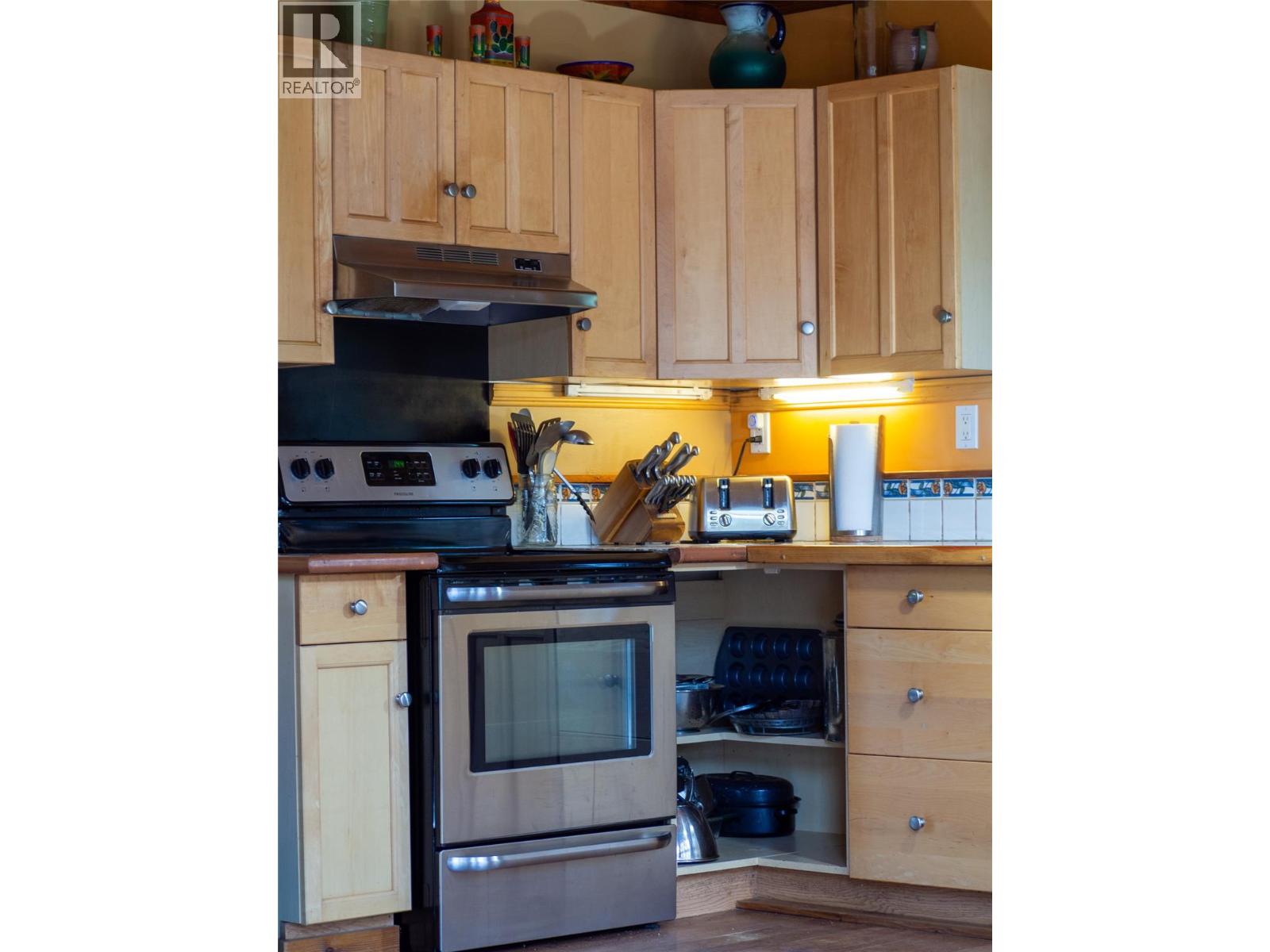 11200 Highway 3a Highway, Sanca, British Columbia  V0B 1A2 - Photo 21 - 10352655