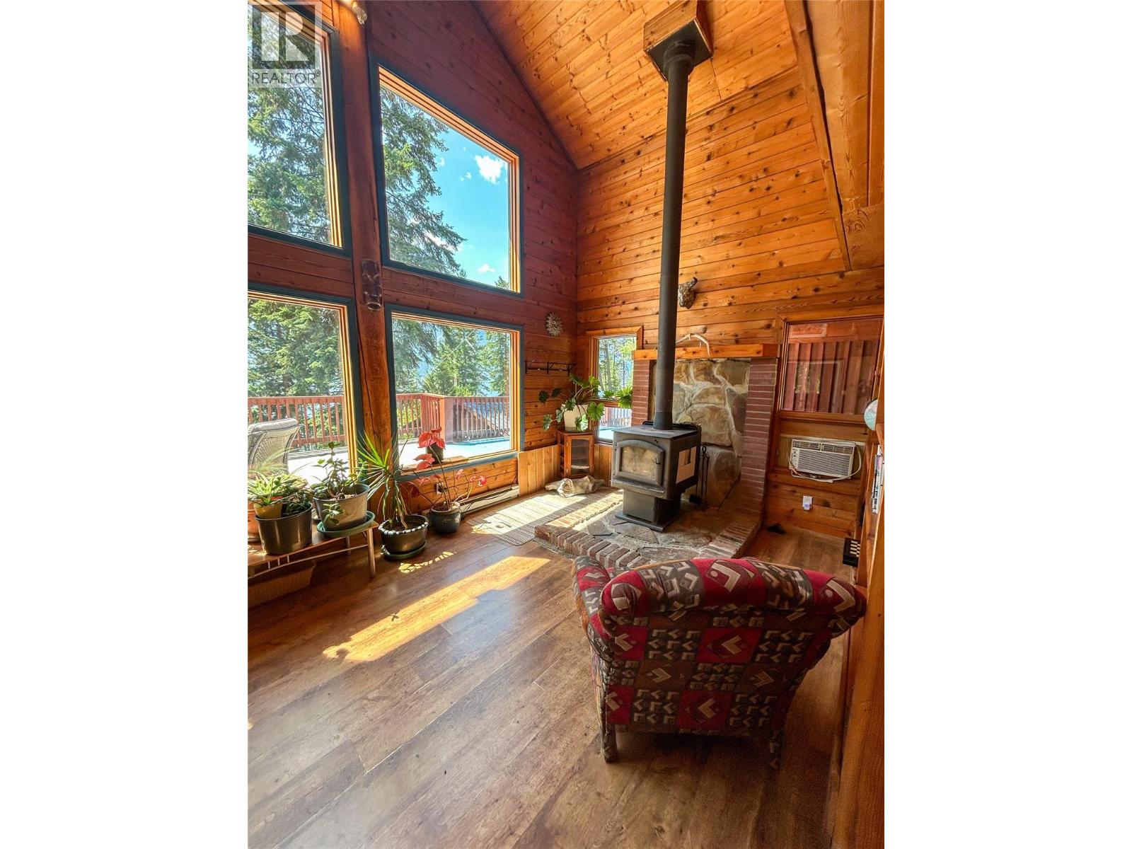 11200 Highway 3a Highway, Sanca, British Columbia  V0B 1A2 - Photo 17 - 10352655