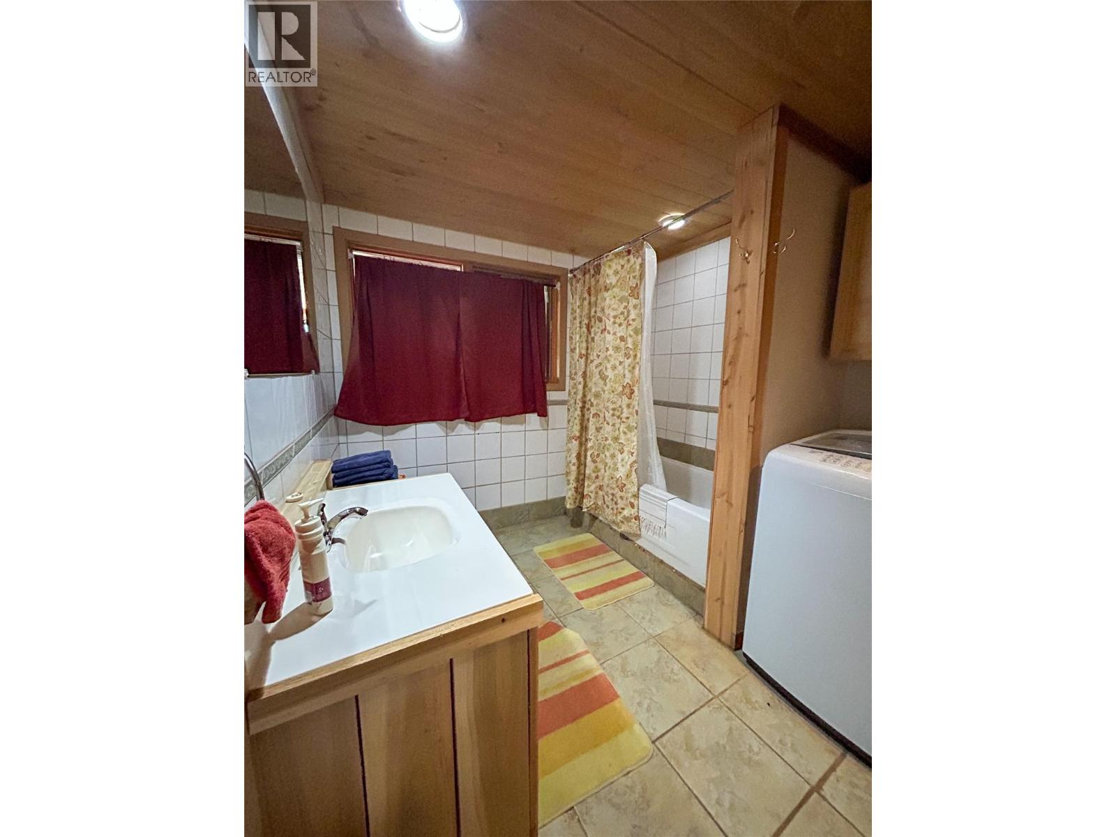 11200 Highway 3a Highway, Sanca, British Columbia  V0B 1A2 - Photo 41 - 10352655
