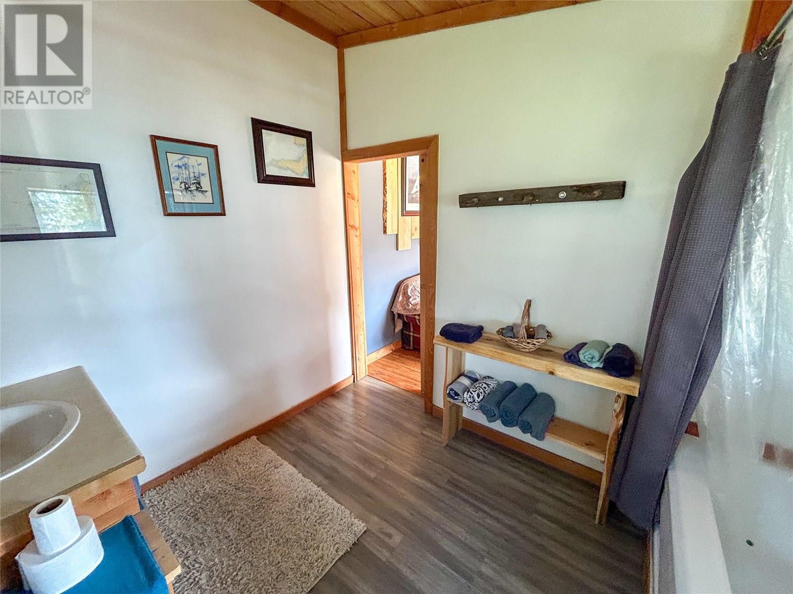 11200 Highway 3a Highway, Sanca, British Columbia  V0B 1A2 - Photo 61 - 10352655