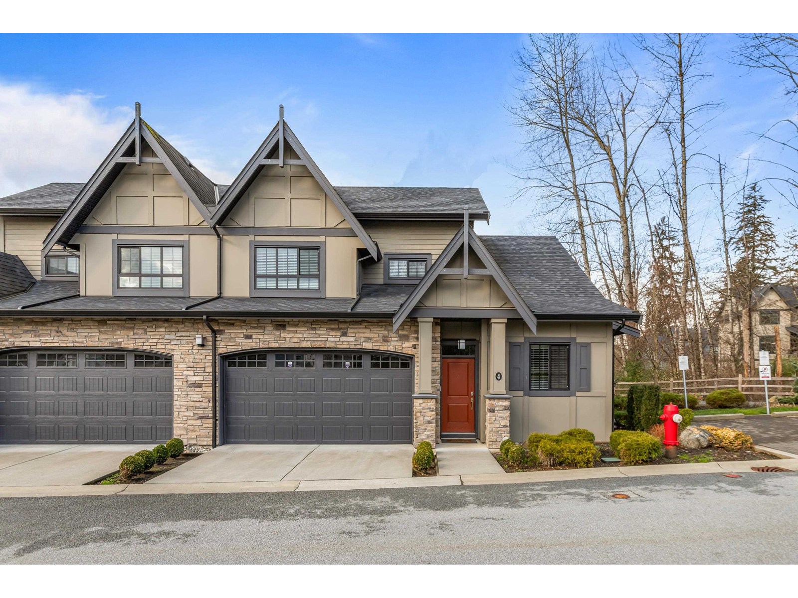 Property at 4 7979 152 STREET image 1